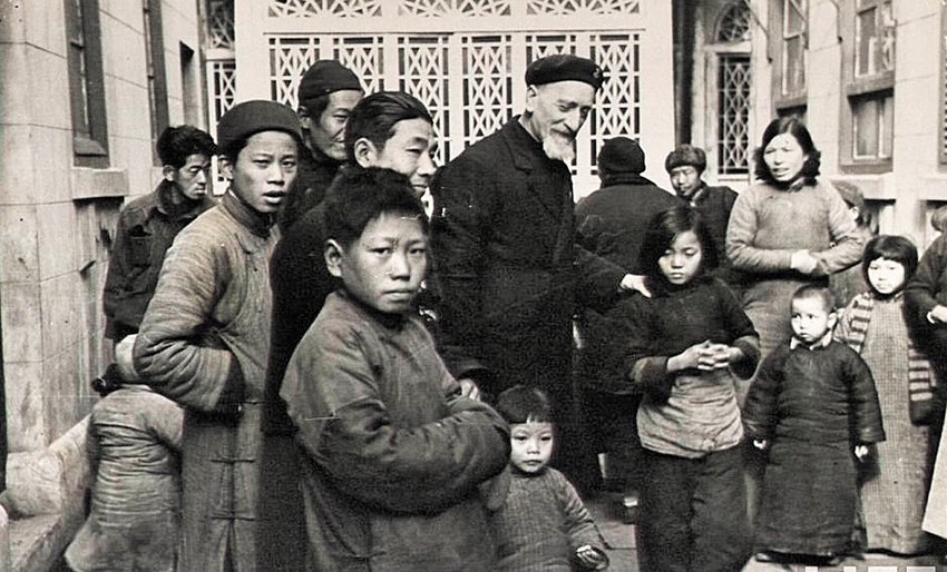 上?！澳鲜须y民區(qū)”：中外協(xié)作保護(hù)戰(zhàn)時(shí)平民創(chuàng)舉