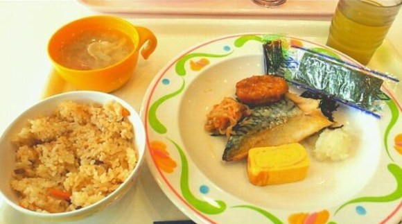 垂涎欲滴！日大學各式6元早餐營養(yǎng)豐富