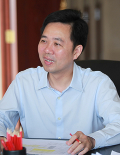 弘陽集團(tuán)董事長、總裁曾煥沙