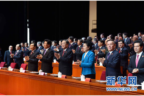 10月1日，慶祝中華人民共和國(guó)成立66周年暨新疆維吾爾自治區(qū)成立60周年大會(huì)在新疆人民會(huì)堂隆重舉行。 新華社記者 饒愛民 攝 