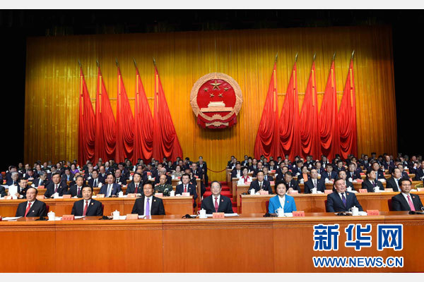 10月1日，慶祝中華人民共和國(guó)成立66周年暨新疆維吾爾自治區(qū)成立60周年大會(huì)在新疆人民會(huì)堂隆重舉行。 新華社記者 饒愛民 攝