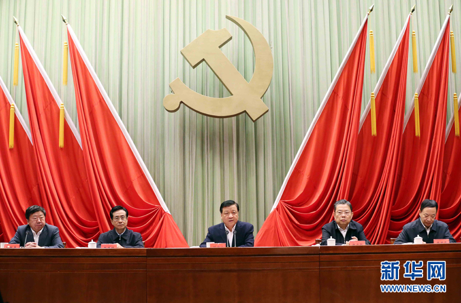 11月14日，中共中央黨校在北京舉行2016年秋季學(xué)期第二批入學(xué)學(xué)員開學(xué)典禮。中共中央政治局常委、中央黨校校長(zhǎng)劉云山出席并講話。新華社記者 劉衛(wèi)兵 攝