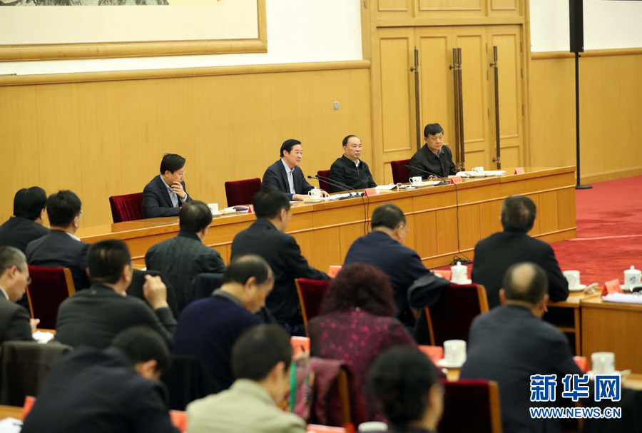 3月23日，治國理政論壇“‘四個全面’戰(zhàn)略布局系列理論研討會”首場研討會在北京召開，中共中央政治局委員、中央書記處書記、中宣部部長劉奇葆出席會議并講話。新華社記者 劉衛(wèi)兵 攝
