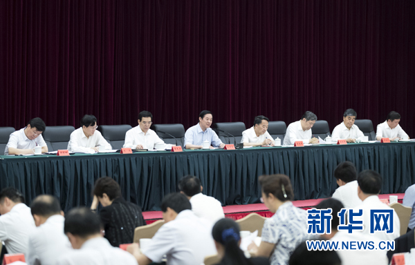 7月12日，中共中央政治局委員、中央書記處書記、中宣部部長劉奇葆在北京出席全國出版工作會議。 新華社記者 丁海濤 攝