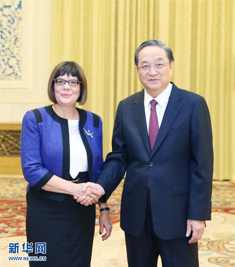 11月27日，全國(guó)政協(xié)主席俞正聲在北京會(huì)見(jiàn)塞爾維亞國(guó)民議會(huì)議長(zhǎng)戈伊科維奇。新華社記者 姚大偉 攝