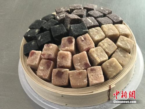 制作元宵時(shí)使用的餡料。<a target='_blank'  ><p  align=