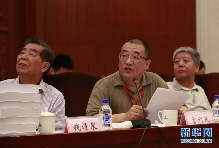 （弘揚(yáng)民族精神、奮斗精神·圖文互動(dòng)）“核心技術(shù)只能一步一個(gè)腳印干出來”——記中國高鐵領(lǐng)軍人物之一賈利民