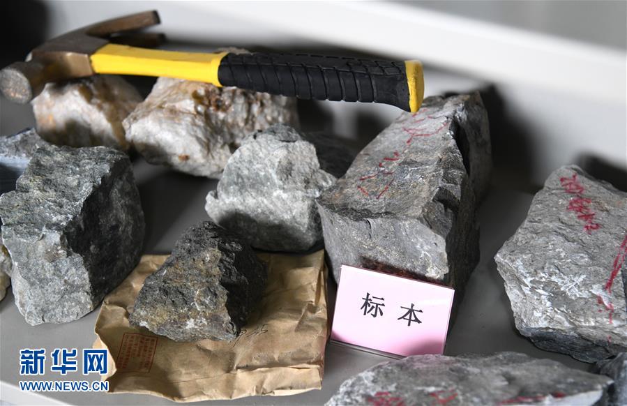 （新華全媒頭條·圖文互動）（13）迸發(fā)生命的無限熾熱——構(gòu)造地質(zhì)學家李德威的赤子之歌