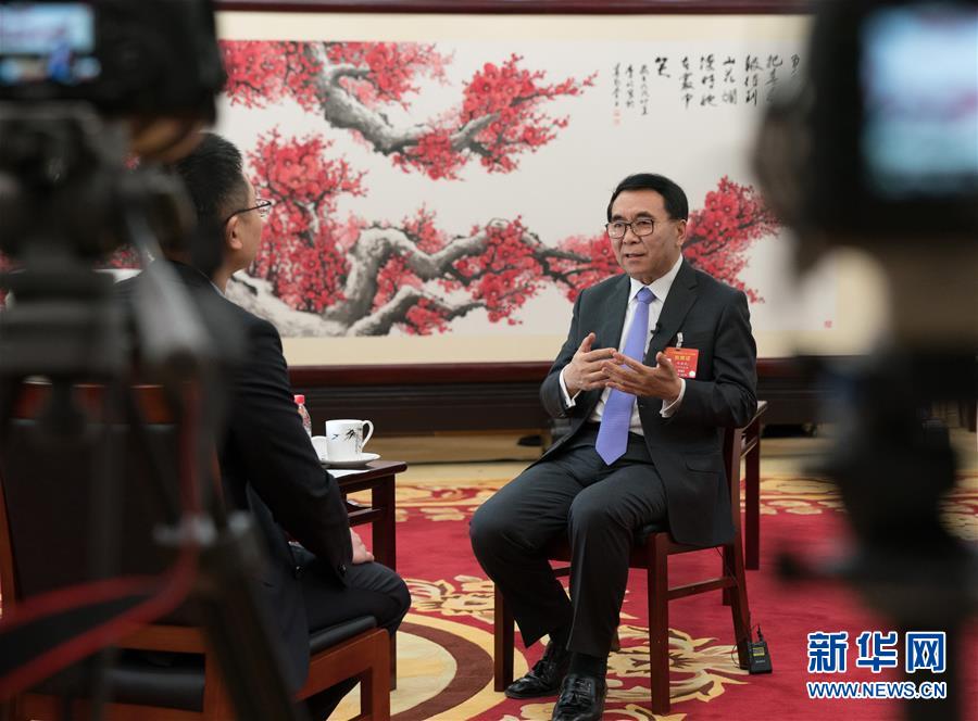 （兩會(huì)·圖文互動(dòng)）（2）全國(guó)人大代表、中科院院長(zhǎng)白春禮：打破關(guān)鍵核心技術(shù)“瓶頸”