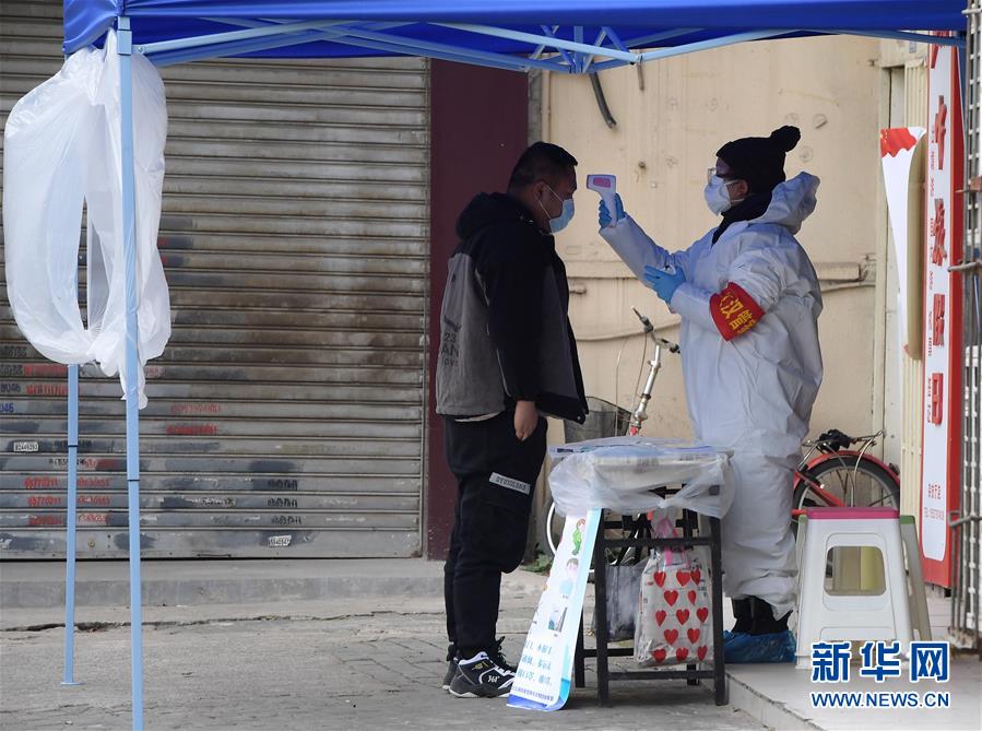 （新華全媒頭條·圖文互動）（1）將戰(zhàn)“疫”進行到底！——寫在武漢疫情防控的關(guān)鍵階段