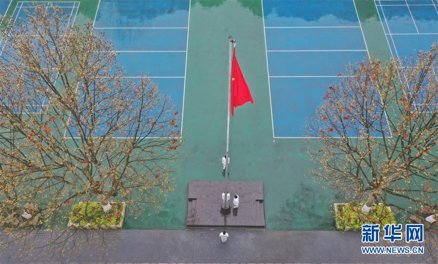 （新華全媒頭條·圖文互動(dòng)）（6）春天里的瑯瑯書聲━━部分地方學(xué)校開(kāi)學(xué)見(jiàn)聞