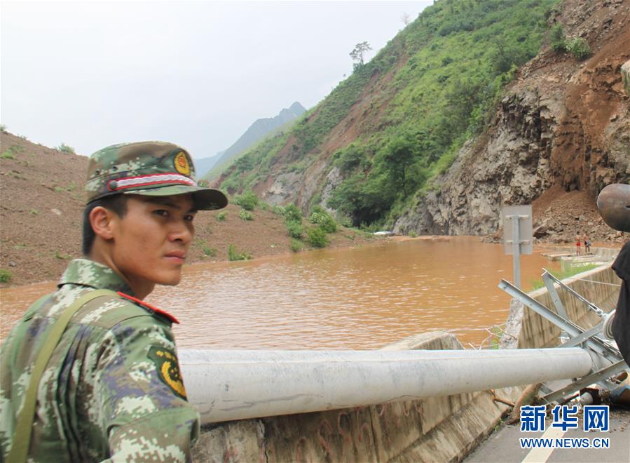 （為了民族復興·英雄烈士譜·圖文互動）謝樵：為救援泅渡堰塞湖，犧牲時只有24歲