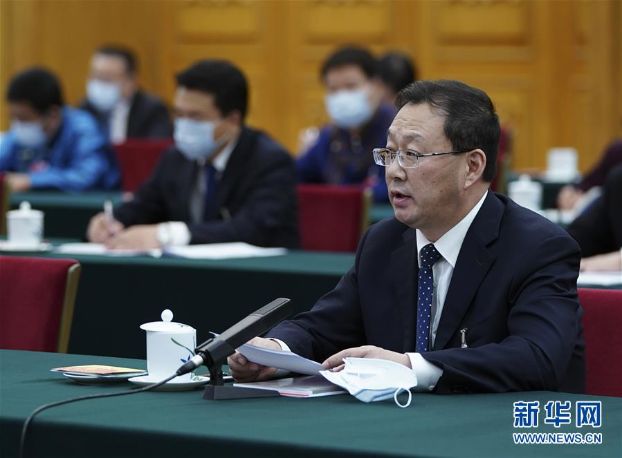 （新華全媒頭條·圖文互動）（9）從人民中汲取磅礴力量——習近平總書記同出席2020年全國兩會人大代表、政協(xié)委員共商國是紀實