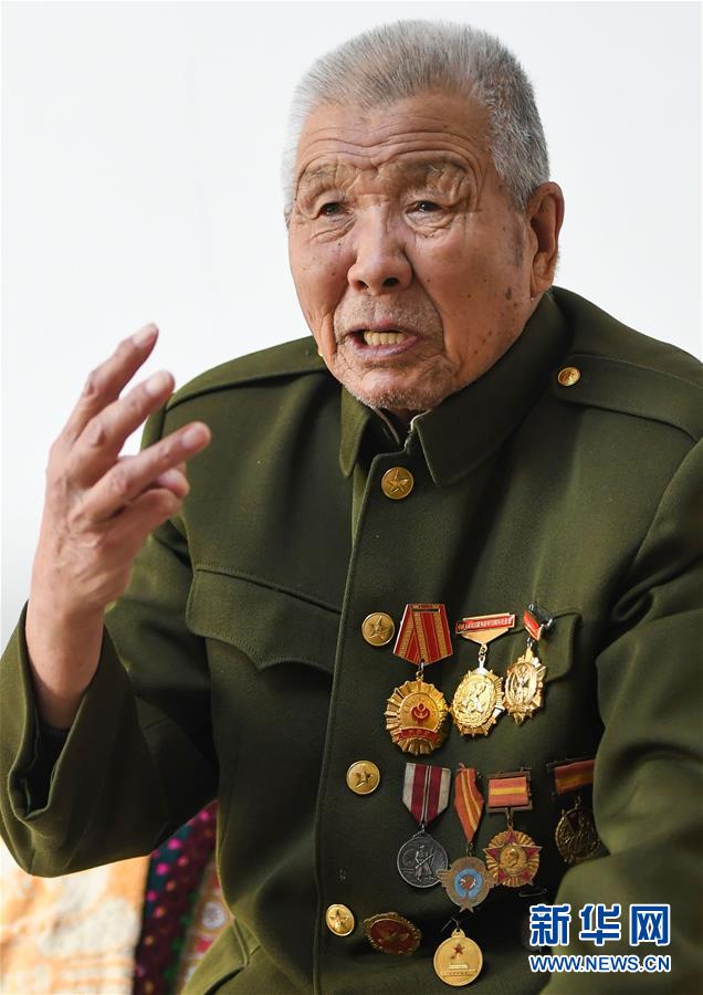 （紀(jì)念抗美援朝70周年·圖文互動(dòng)）為將軍守陵，此生不改——記守護(hù)楊靖宇烈士陵園的老兵徐振明