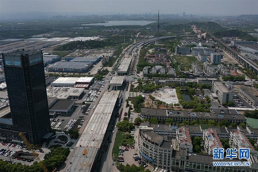 （在習(xí)近平新時代中國特色社會主義思想指引下——新時代新作為新篇章·習(xí)近平總書記關(guān)切事·圖文互動）（3）新機遇、新引擎——重大工程重大項目建設(shè)新動向觀察