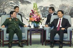 李源潮會(huì)見越南國防部長(zhǎng)