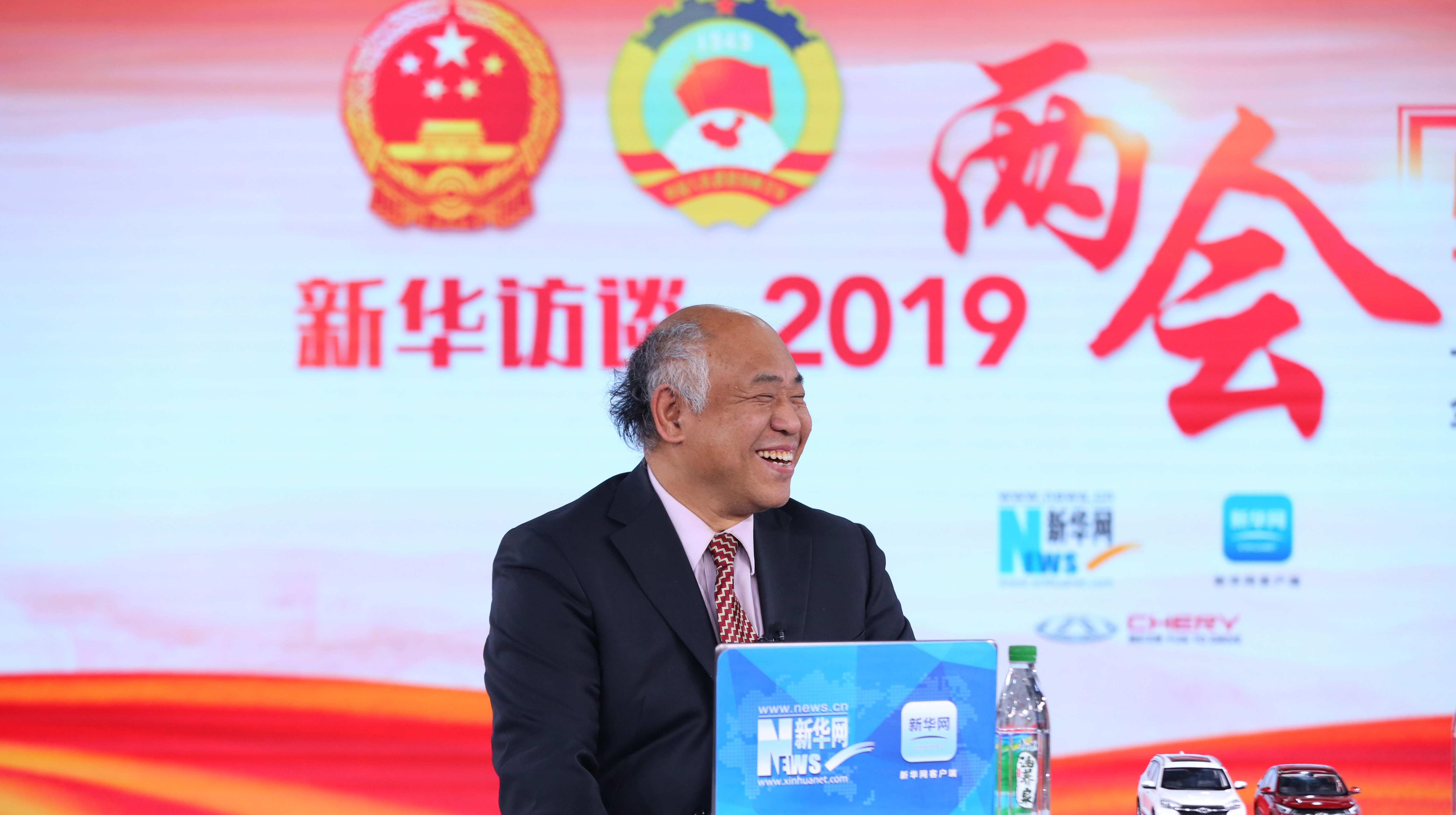 楊宜勇：宏觀調(diào)控首次將就業(yè)與財(cái)政、貨幣政策工具并列