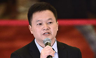 左香云在“代表通道”接受采訪(fǎng)