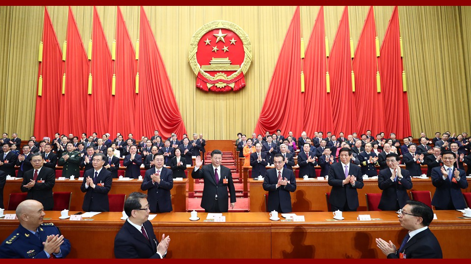 習(xí)近平當(dāng)選國家主席、中央軍委主席
