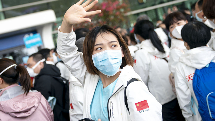 揮別武漢，她又回到“紅區(qū)”