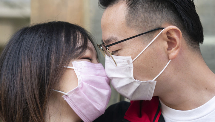 武漢新婚夫妻：經(jīng)此一疫，更懂家的分量