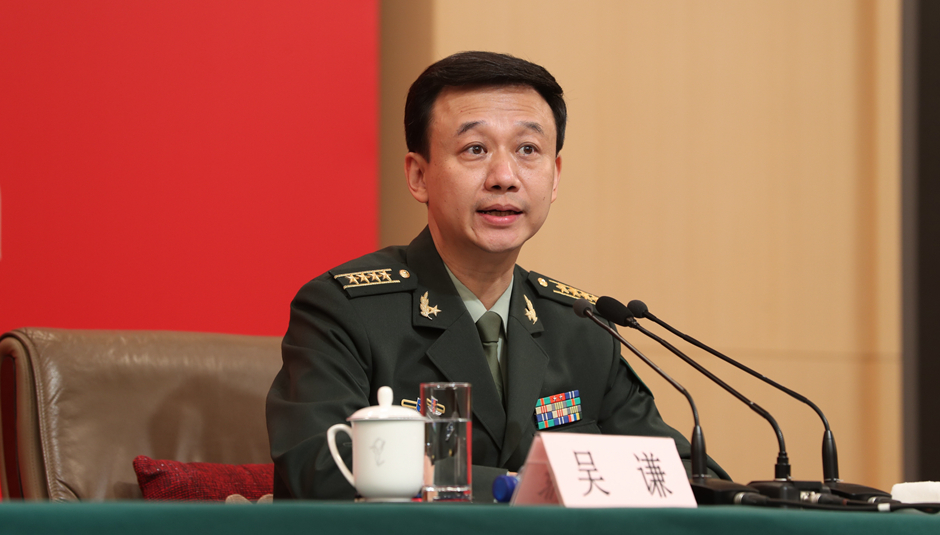 國防部新聞局局長、國防部新聞發(fā)言人吳謙大校介紹相關(guān)情況