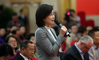 中央電視臺(tái)、中國(guó)網(wǎng)絡(luò)電視臺(tái)記者提問(wèn)