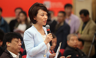 中央電視臺、中國國際電視臺記者提問