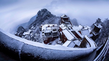 追夢(mèng)足跡｜武當(dāng)：云繞仙山，雪落紫金