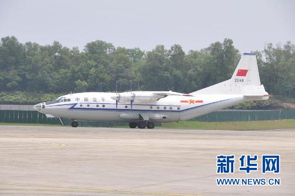 （搜尋馬航370航班·圖文互動）（4）中國空軍3架運輸機抵達(dá)馬來西亞 將展開海外搜救行動 