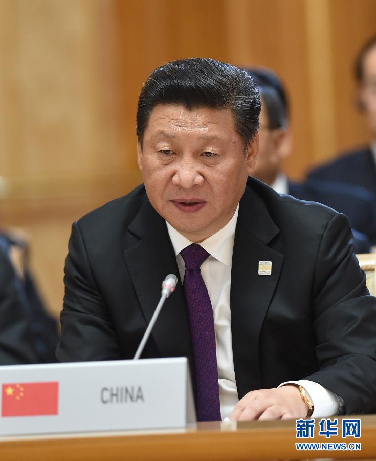 7月9日，金磚國家領(lǐng)導(dǎo)人第七次會晤在俄羅斯烏法舉行。中國國家主席習(xí)近平、俄羅斯總統(tǒng)普京、巴西總統(tǒng)羅塞夫、印度總理莫迪、南非總統(tǒng)祖馬出席。這是習(xí)近平發(fā)表題為《共建伙伴關(guān)系　共創(chuàng)美好未來》的主旨講話。新華社記者 饒愛民 攝 