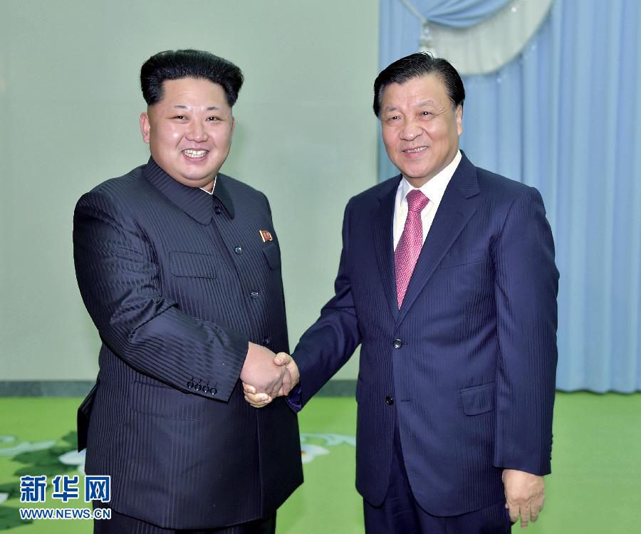 10月9日，中共中央政治局常委、中央書記處書記劉云山在平壤百花園迎賓館會見朝鮮勞動黨第一書記金正恩。 新華社記者 李濤 攝