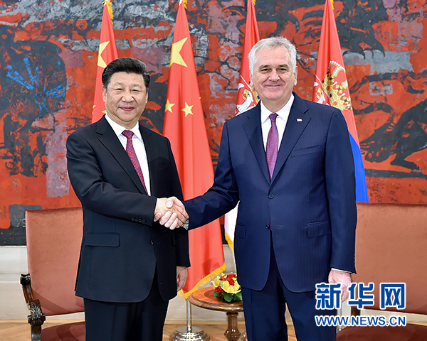 6月18日，國(guó)家主席習(xí)近平在貝爾格萊德同塞爾維亞總統(tǒng)尼科利奇舉行會(huì)談。 新華社記者 李濤 攝 
