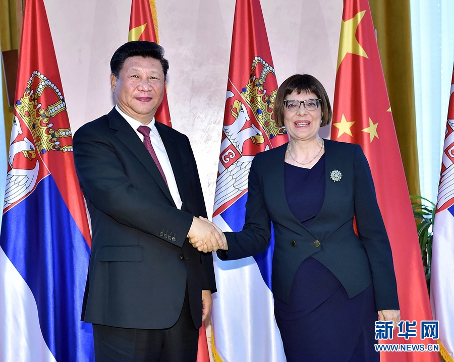 6月18日，國家主席習(xí)近平在貝爾格萊德會見塞爾維亞國民議會議長戈伊科維奇。 新華社記者李濤攝
